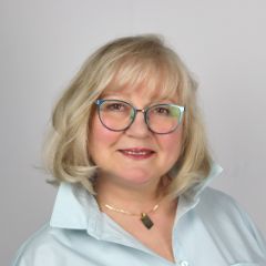 Чихачева Лариса